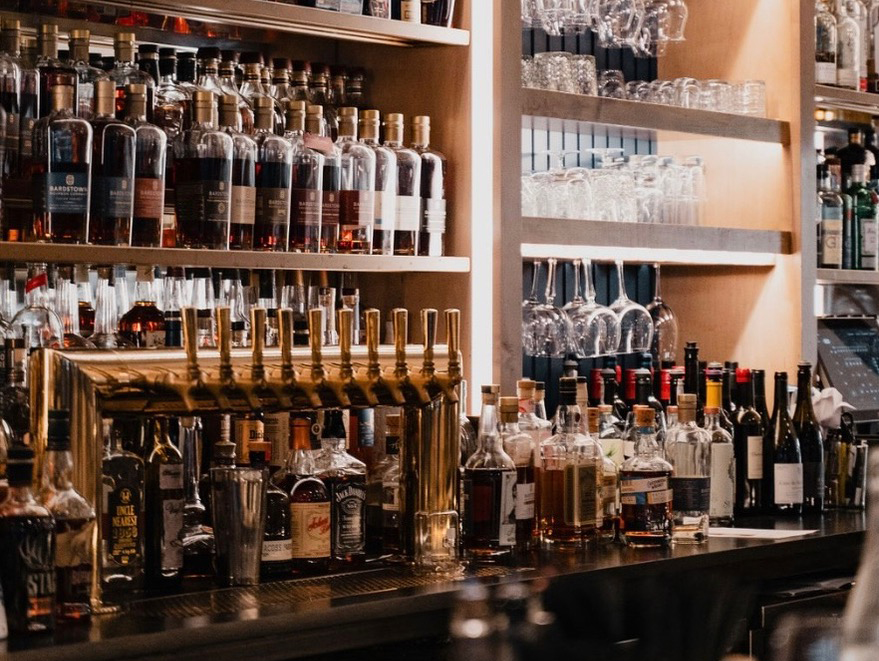 Drinks on Tap at Easy Bistro, a West Village Chattanooga restaurant